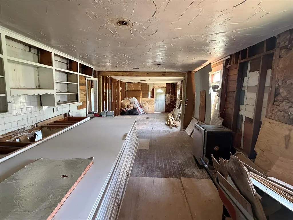Photo 15 — 40 Jefferson Street, Seminole, OK 74868