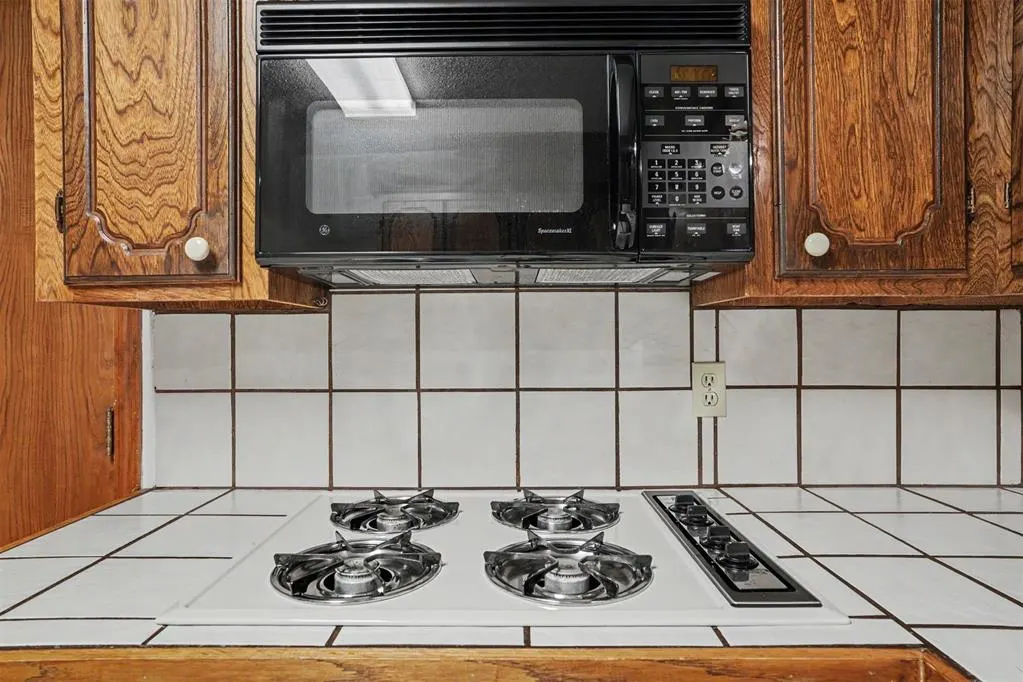 Photo 23 — 712 Canterbury Boulevard, Altus, OK 73521