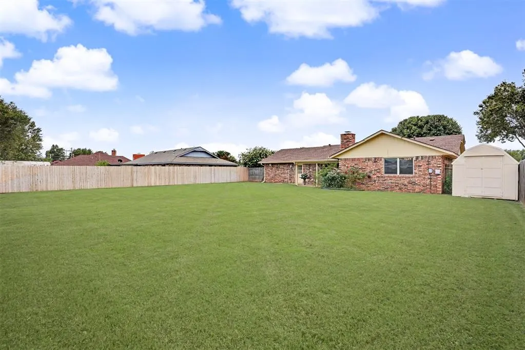 Photo 44 — 712 Canterbury Boulevard, Altus, OK 73521