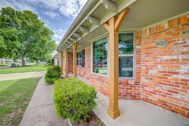 Photo 2 — 403 Bryarwood Drive, Norman, OK 73069