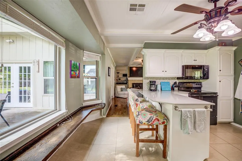 Photo 11 — 403 Bryarwood Drive, Norman, OK 73069