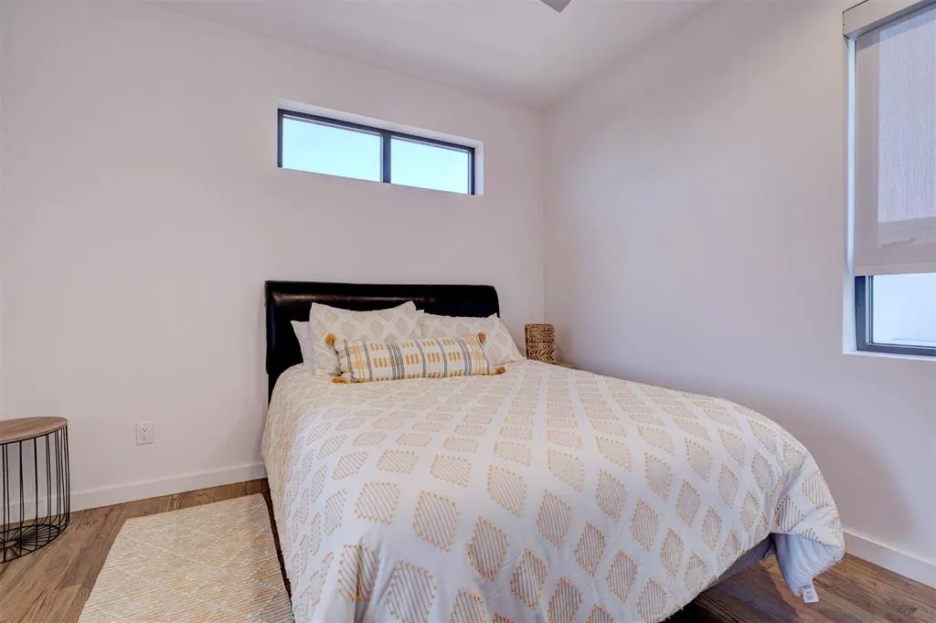 Photo 28 — 841 NW 6th Street, Oklahoma City, OK 73106