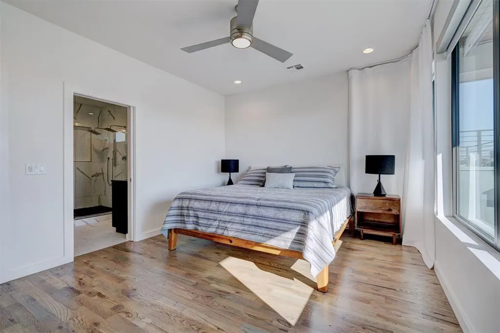 Photo 35 — 841 NW 6th Street, Oklahoma City, OK 73106