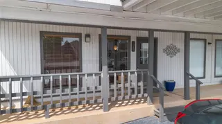Sold home at 5912 W Hefner Road #5