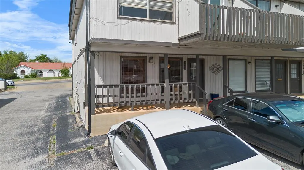 Photo 3 — 5912 W Hefner Road 5, Oklahoma City, OK 73162