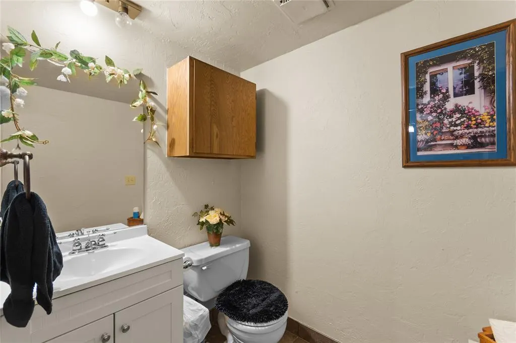 Photo 10 — 5912 W Hefner Road 5, Oklahoma City, OK 73162