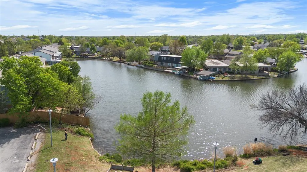 Photo 14 — 5912 W Hefner Road 5, Oklahoma City, OK 73162