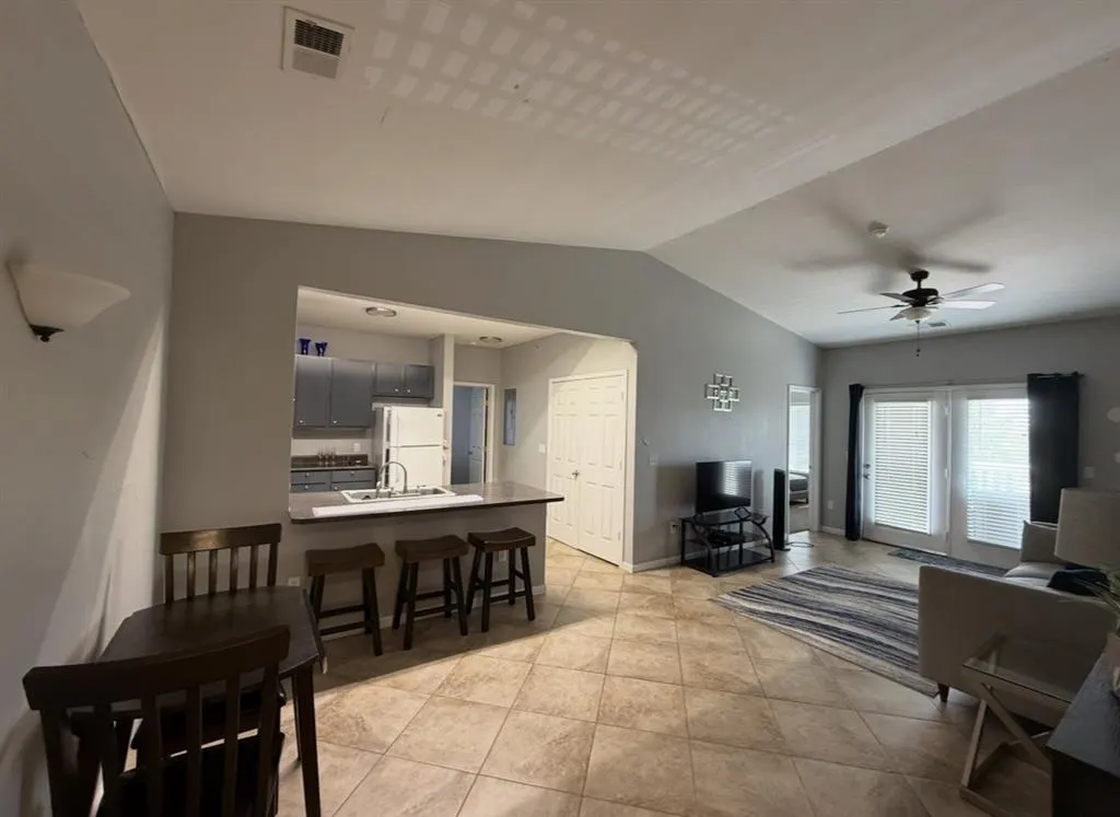 Front exterior — 2200 Classen Boulevard 2134, Norman, OK 73071