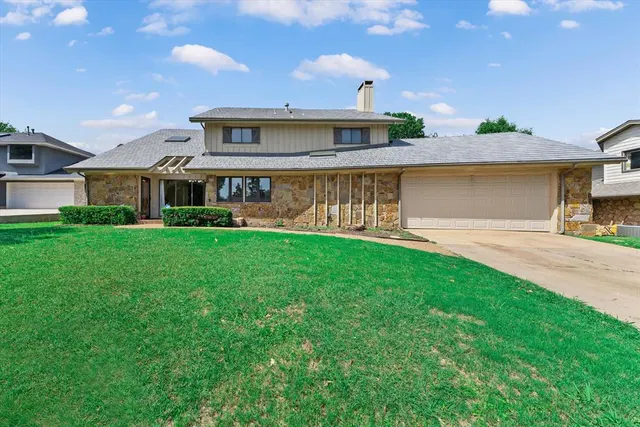 Photo 2 — 3001 Raintree Road, Oklahoma City, OK 73120