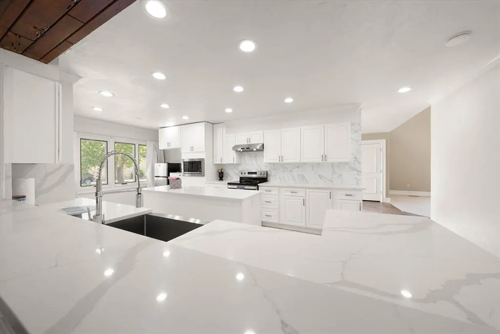 Photo 19 — 3001 Raintree Road, Oklahoma City, OK 73120