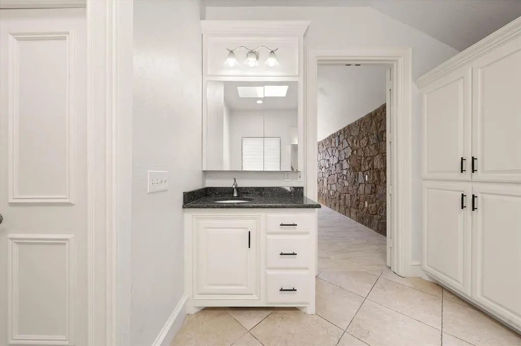 Photo 24 — 3001 Raintree Road, Oklahoma City, OK 73120