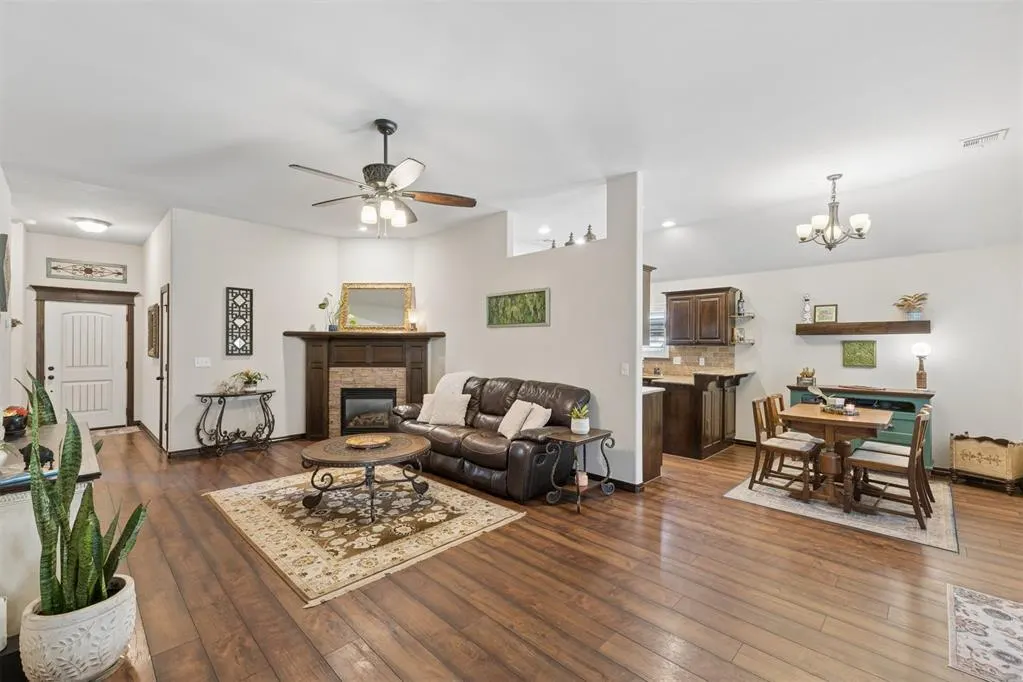 Photo 5 — 4909 SW 122nd Terrace, Oklahoma City, OK 73173
