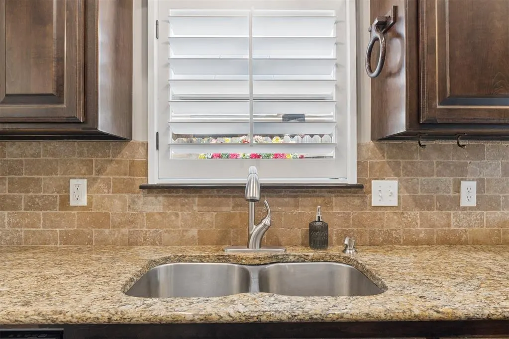 Photo 13 — 4909 SW 122nd Terrace, Oklahoma City, OK 73173