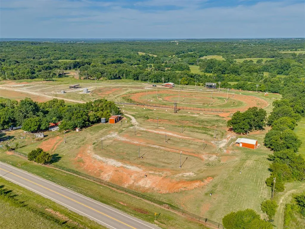 Photo 3 — 343250 E 1000 Road, Meeker, OK 74855