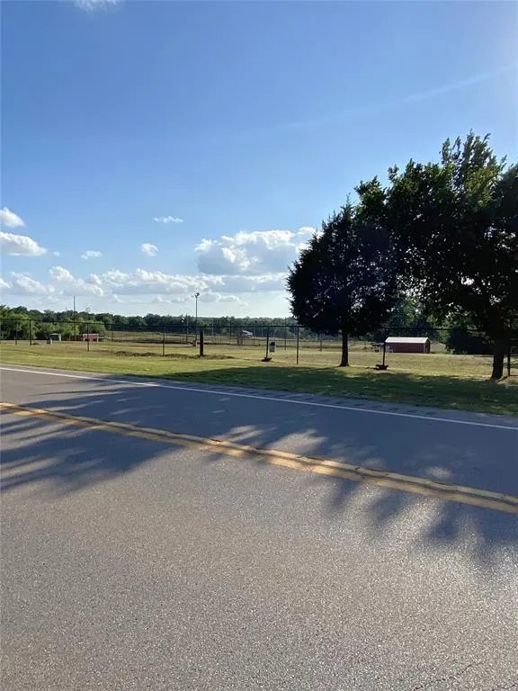 Photo 5 — 343250 E 1000 Road, Meeker, OK 74855