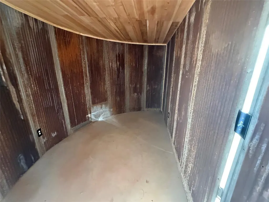 Photo 10 — 343250 E 1000 Road, Meeker, OK 74855