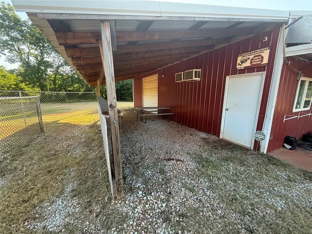 Photo 24 — 343250 E 1000 Road, Meeker, OK 74855