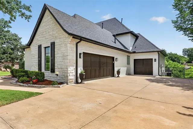 Photo 3 — 9314 Bergamo Boulevard, Edmond, OK 73034