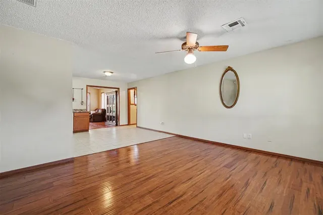 Photo 8 — 105 W Maple Street, Cordell, OK 73632