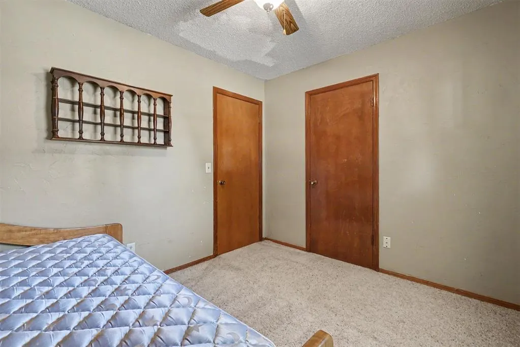 Photo 25 — 105 W Maple Street, Cordell, OK 73632