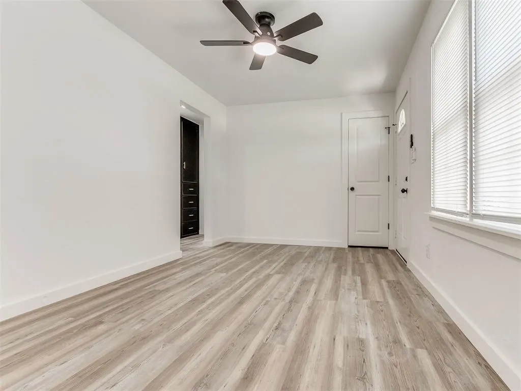 Photo 11 — 505 NW 91st Street, Oklahoma City, OK 73114