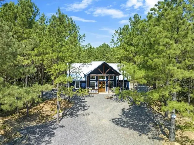 Photo 3 — 285 Bear Pine Trail, Broken Bow, OK 74728