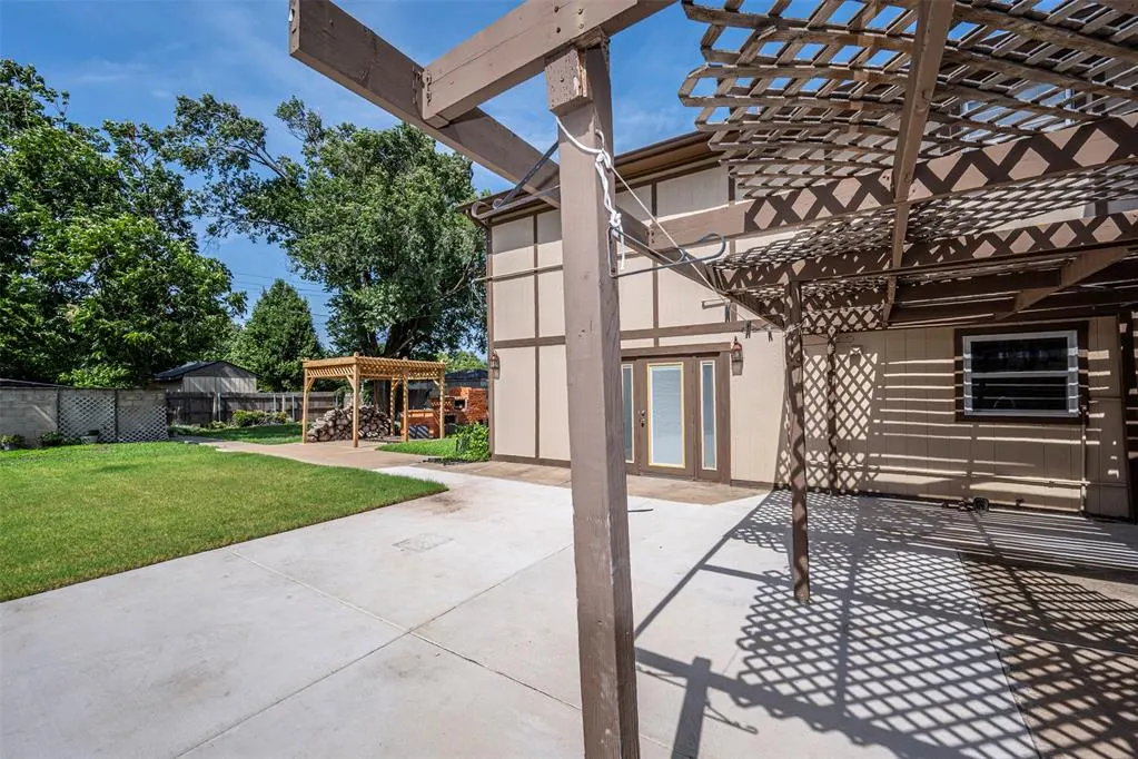 Photo 5 — 1105 SW 63rd Street, Oklahoma City, OK 73139