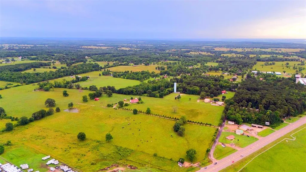 Photo 8 — 4 N Denison Road, Idabel, OK 74745