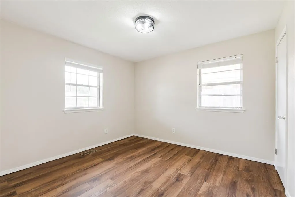 Photo 33 — 9809 Essex Avenue, Oklahoma City, OK 73120