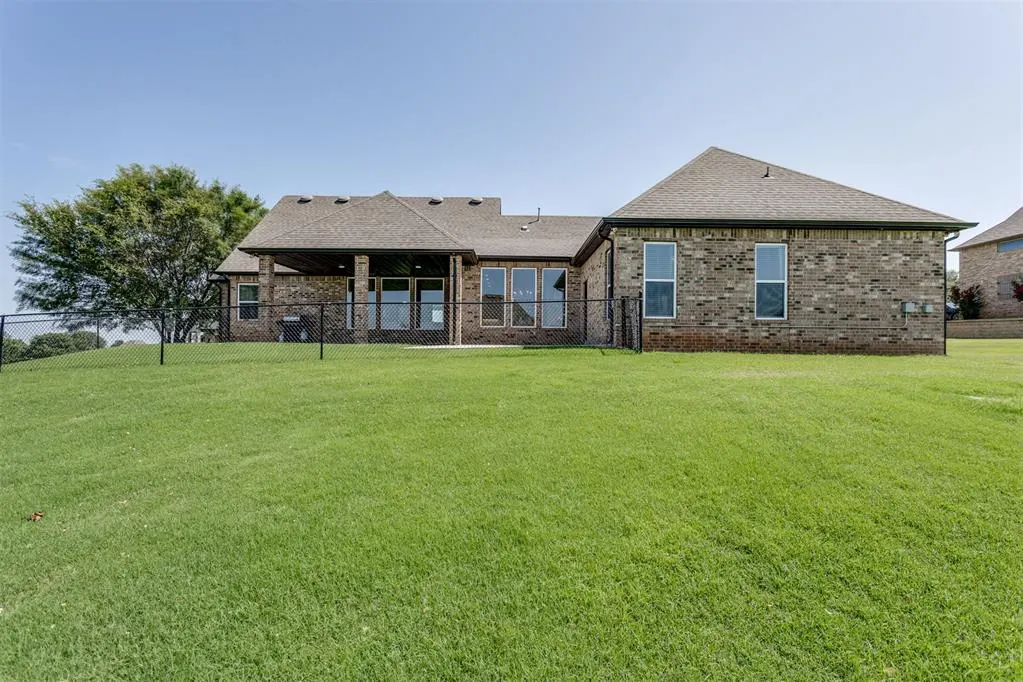 Photo 40 — 2101 NW 36th Street, Newcastle, OK 73065