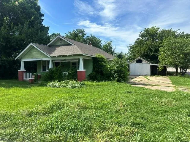 Photo 3 — 501 W Acres Street, Norman, OK 73069