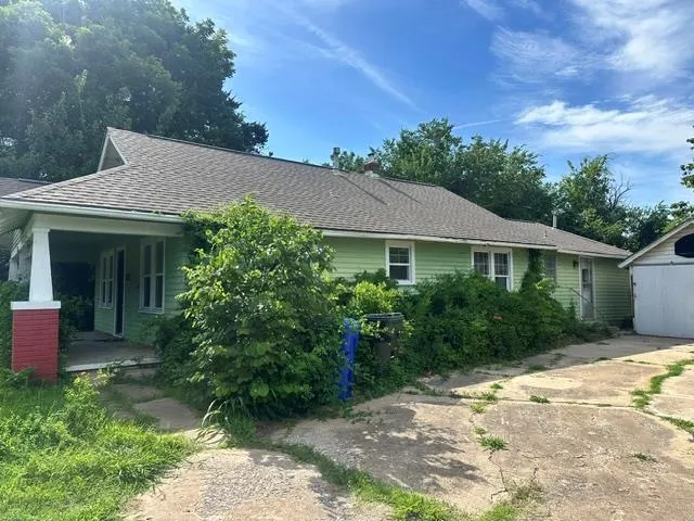 Photo 4 — 501 W Acres Street, Norman, OK 73069