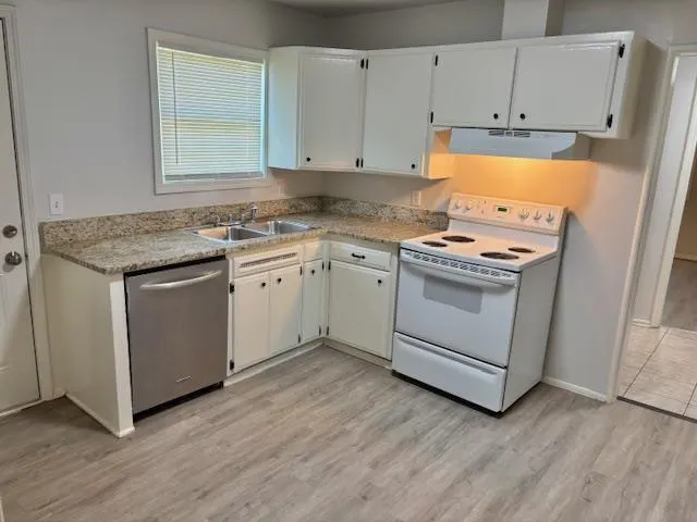 Photo 7 — 3317 SW 46th Street, Oklahoma City, OK 73119