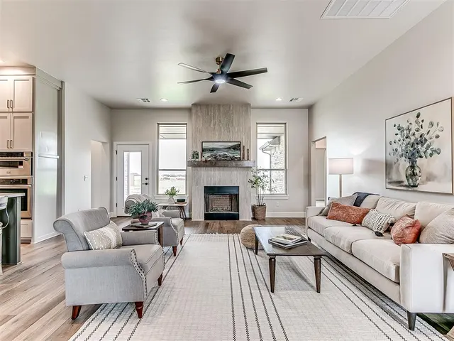 Photo 5 — 29747 Jade Street, Cashion, OK 73016