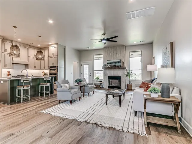 Photo 7 — 29747 Jade Street, Cashion, OK 73016