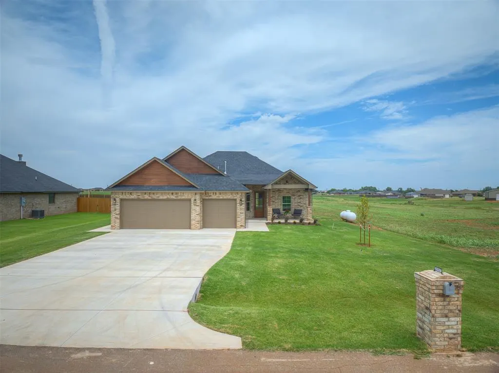 Photo 39 — 29747 Jade Street, Cashion, OK 73016