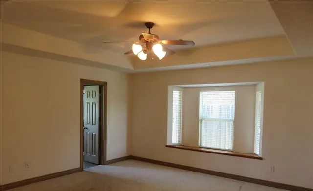 Photo 6 — 1801 Mead Lane, Moore, OK 73170