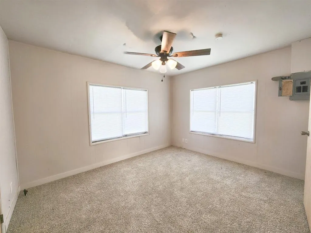 Photo 9 — 1731 Frank Lynn Avenue, Seminole, OK 74868