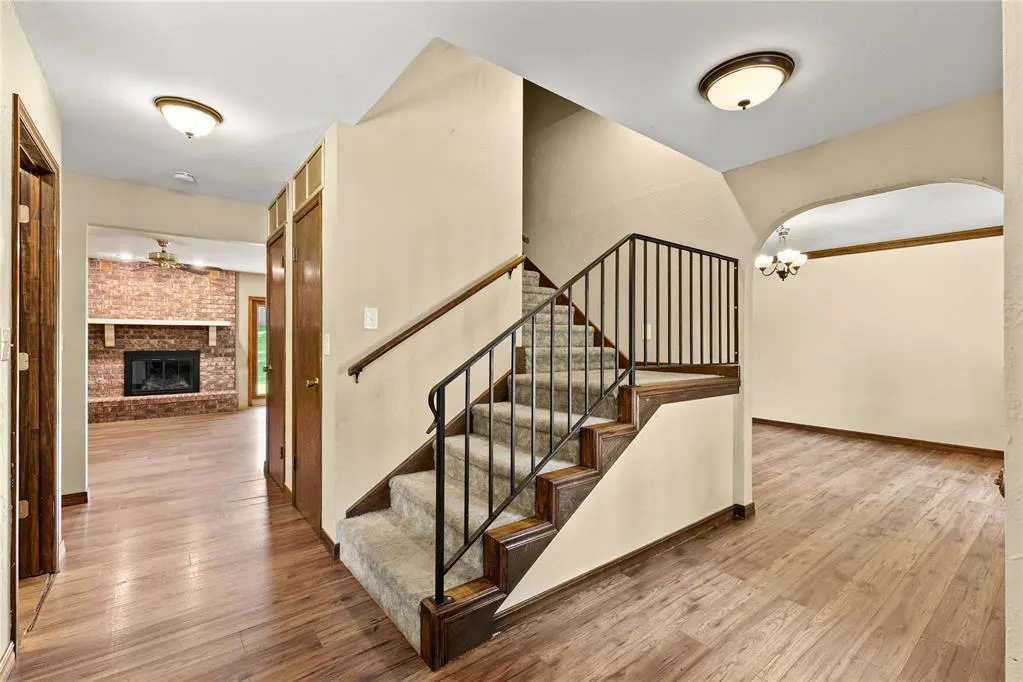 Photo 4 — 2442 Edgewood Drive, Enid, OK 73703