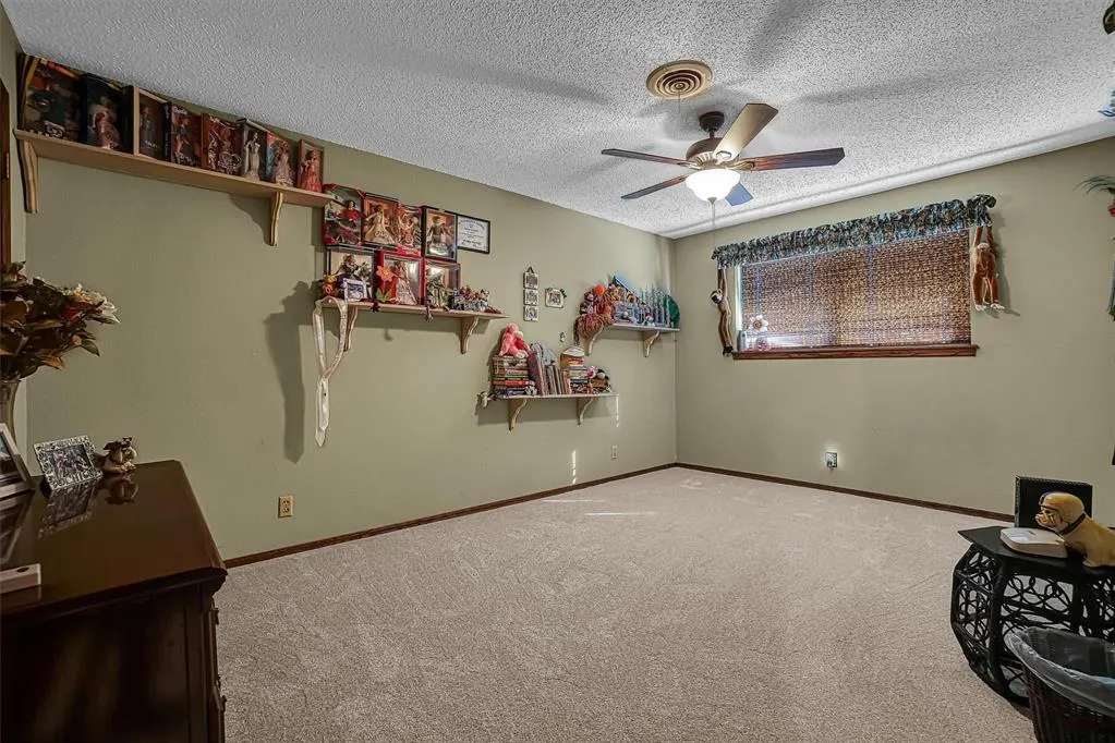 Photo 26 — 1325 Canterbury Boulevard, Altus, OK 73521