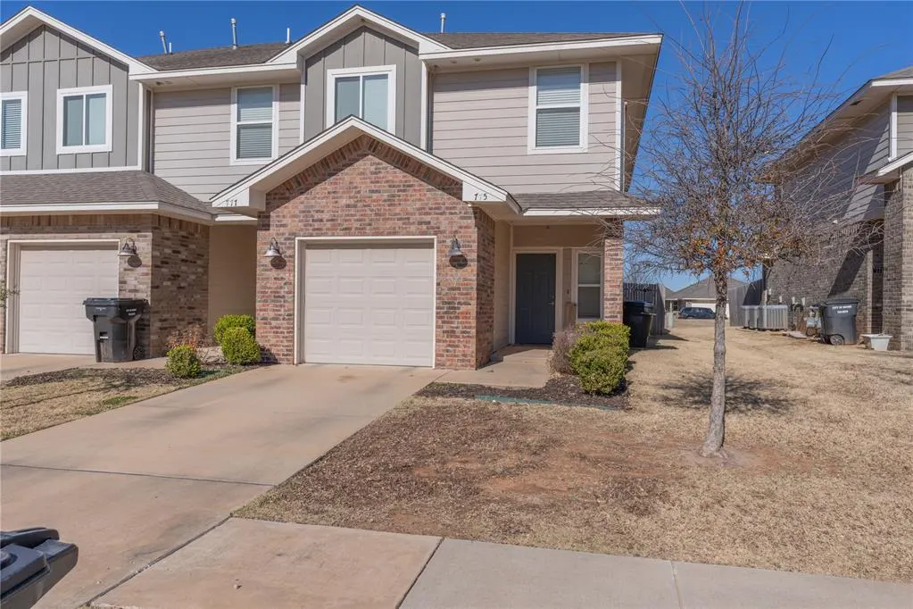 Photo 2 — 779 SW 14th Street, Moore, OK 73160