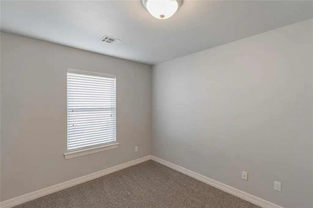 Photo 24 — 779 SW 14th Street, Moore, OK 73160