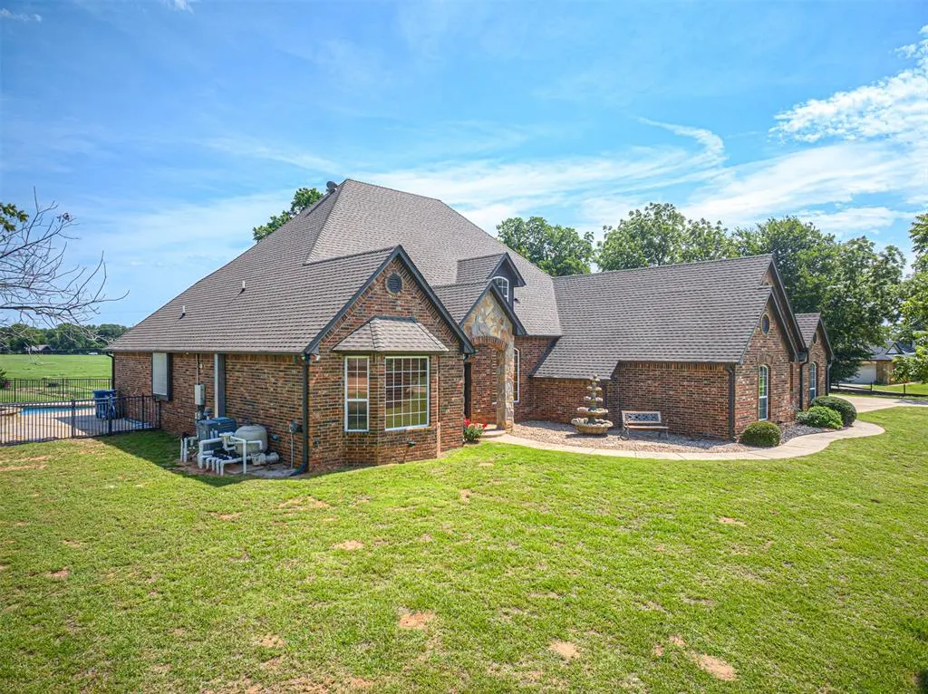 Photo 3 — 4495 SE 37th Street, Norman, OK 73072