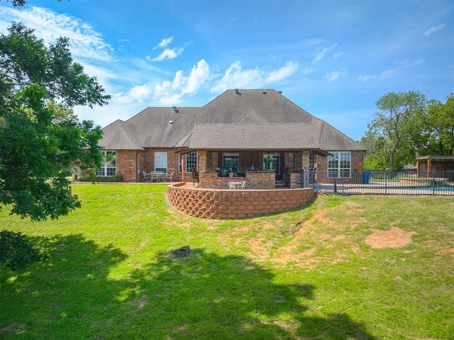 Photo 8 — 4495 SE 37th Street, Norman, OK 73072