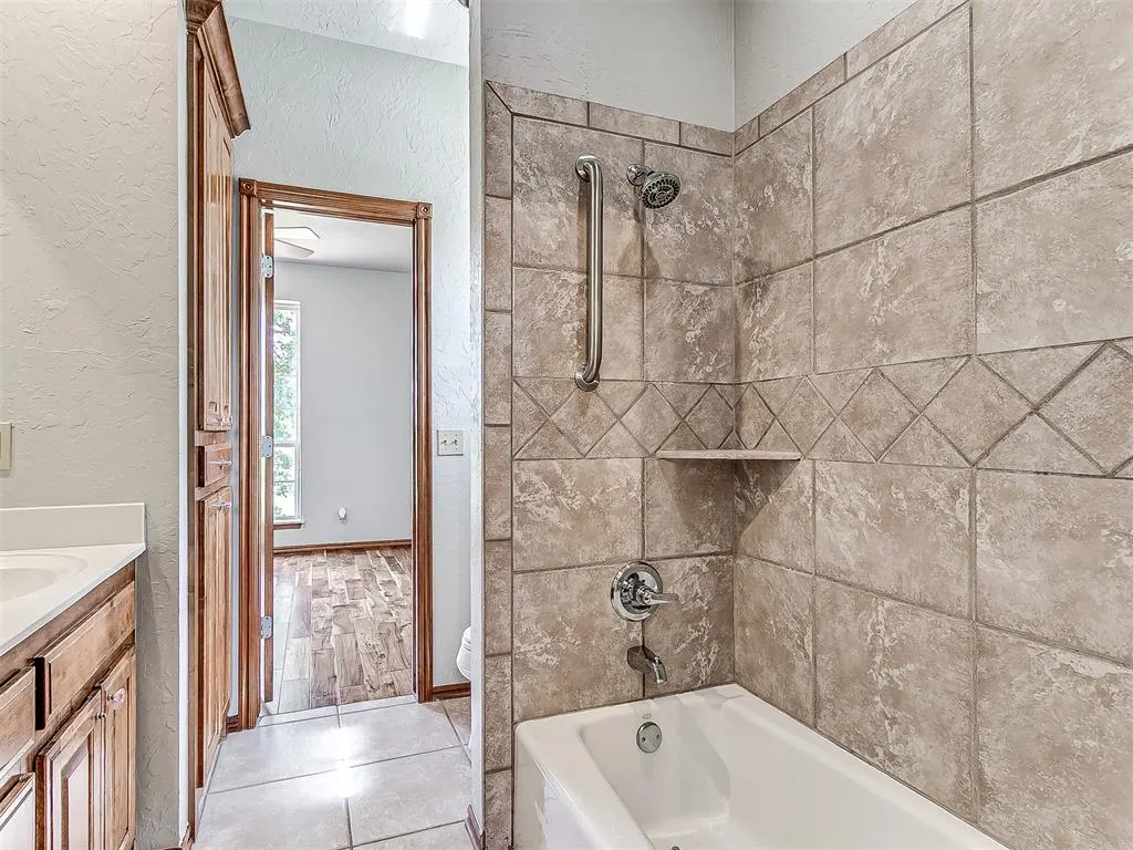Photo 33 — 4495 SE 37th Street, Norman, OK 73072
