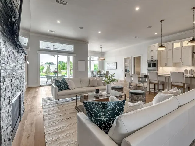 Photo 5 — 15113 Salem Creek Place, Edmond, OK 73013