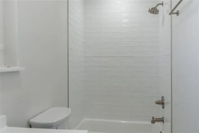 Photo 2 — 617 NW 22nd Street, Oklahoma City, OK 73103