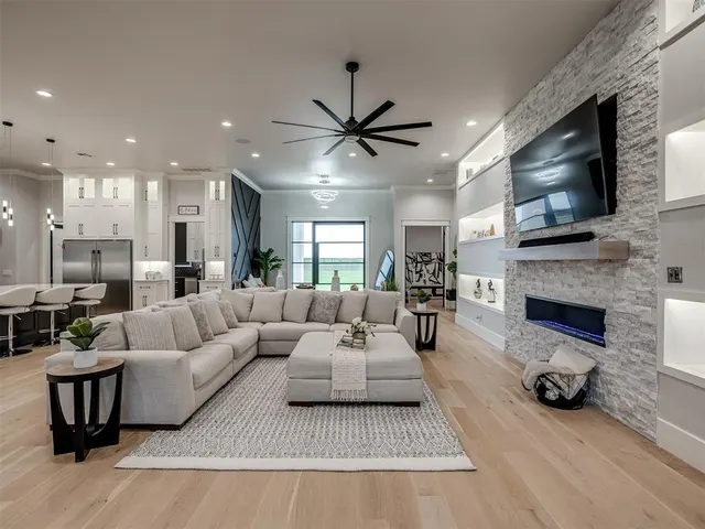 Photo 8 — 24400 N Council Road, Edmond, OK 73025