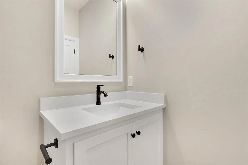 Photo 30 — 12801 Cobblestone Curve Road, Oklahoma City, OK 73142