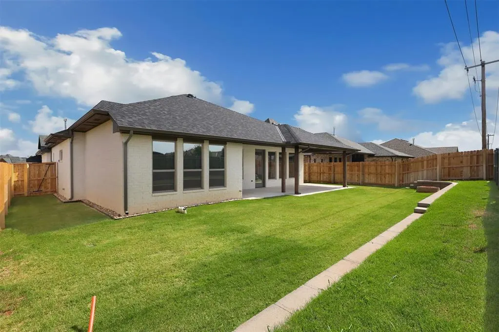 Photo 38 — 12801 Cobblestone Curve Road, Oklahoma City, OK 73142